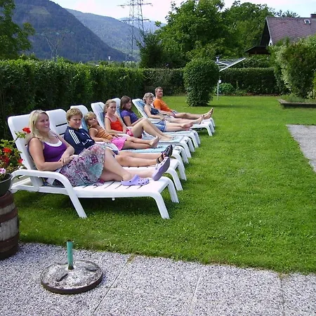 Schlosspension Landskron *