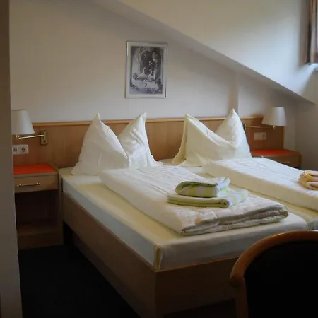 Schlosspension Landskron Villach